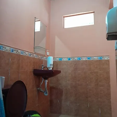Hostel Los Chocoyos Merida Exterior photo